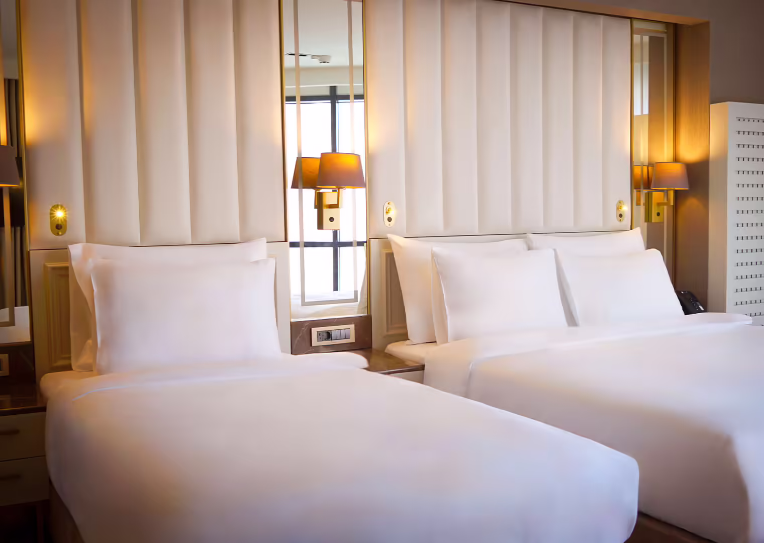 Grand Galata Hotel Triple Room Hero 01